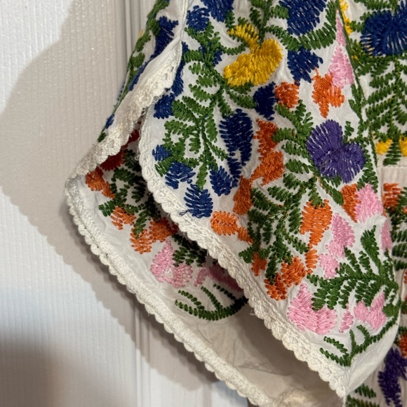 Buddy Basic Embroidered Boho Top Medium Floral Rayon Peasant Blouse - Picture 4 of 9